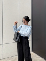 Áo kiểu croptop linen Billie, cổ thuyền, tay dài, màu xanh ngọc