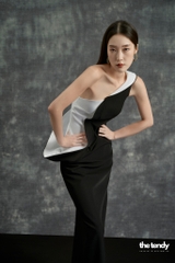 Đầm Lina lệch vai, sát nách, thiết kế gợi cảm, ôm body dành cho nữ