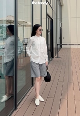 Áo sơ mi slimfit Kamila cổ tàu, màu trắng, chất thô lụa, chống nhăn