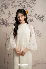 Áo Dài Yên thêu hoa nổi, tay áo xòe cách điệu