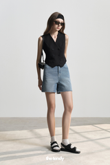 Quần short jean HILDA, chất jean cotton, màu xanh, độ dài vừa phải