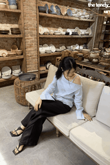 Áo sơ mi nữ linen Taylor, tay dài, màu xanh, trễ vai cách điệu