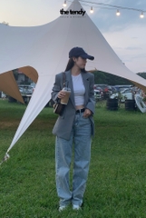 Áo blazer nữ Amanda, chiết eo nhẹ phong cách trẻ trung dễ phối đồ