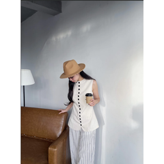 Áo gile Mervin linen cách điệu hàng cúc phía trước