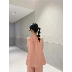 Set bộ linen Cindy màu hồng cam, cổ yếm cách điệu