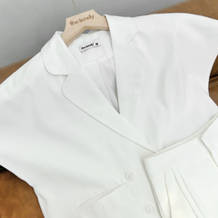 Áo blazer ngắn tay màu trắng Shayna phong cách Hàn Quốc