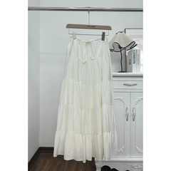 Chân váy maxi Cecily màu trắng, 5 tầng, có dây rút siêu xinh
