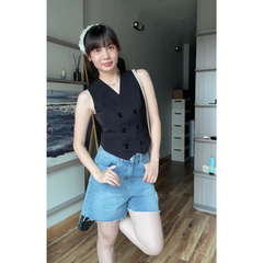 Quần short jean HILDA, chất jean cotton, màu xanh, độ dài vừa phải