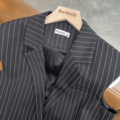 Áo blazer sát nách ATHINA OVERSIZED họa tiết kẻ