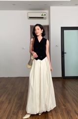 Áo Gile ELLIS có 2 hàng cúc phía trước, vạt áo cách điệu