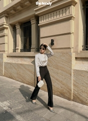 Áo lụa Ariana tay dài, chất lụa cao cấp, cổ tròn, vai cách điệu