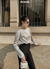 Áo lụa Ariana tay dài, chất lụa cao cấp, cổ tròn, vai cách điệu