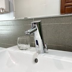 Bộ vòi chậu rửa tay cảm ứng nóng lạnh RC - 8530