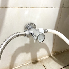 Van chữ T chia 2 dòng nước chất liệu mạ chrome lõi đồng, chia nước ren 21 RANCO giảm áp 3 đầu KT - 922
