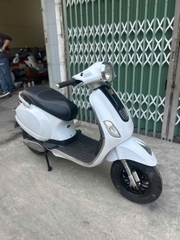Xe máy điện Vespa