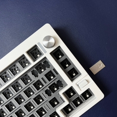 KIT LMK81 - KIT Bàn phím cơ LMK81 RGB mạch xuôi kết nối 3 chế độ (Nhôm CNC, Gasket Mount)