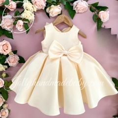 round-neck-cap-sleeve-dress-with-bow-front-detail-in-ivory-satin-midi-dress-for-