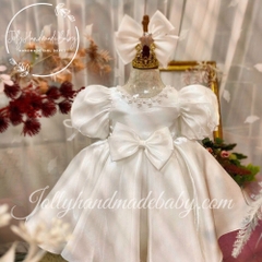 short-sleeve-with-beaded-round-neck-dress-in-white-satin-midi-dress-for-baby-gir