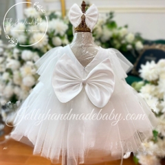 short-sleeve-mesh-neck-dress-with-cut-out-v-back-in-white-tulle-midi-dress-for-b