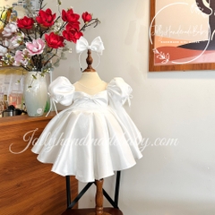 white-fluffy-baby-dress-party-wear-outfit-for-baby-girl-satin-dress-with-bow-per