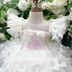 butterfly-white-tulle-dress-unveiling-a-fairy-tale-dress-crafting-memories-in-ce