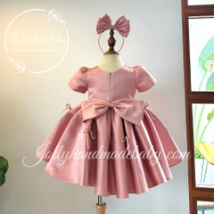 short-sleeve-pleated-dress-with-bow-around-skirt-in-mauve-satin-midi-dress-with-