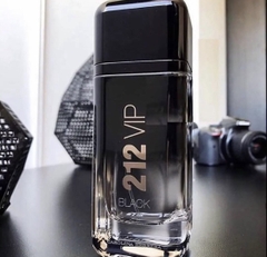 Carolina Herrera 212 Vip Black Own The Party
