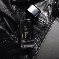 Carolina Herrera 212 Vip Black Own The Party