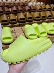 DÉP YEEZY SLIDE GREEN