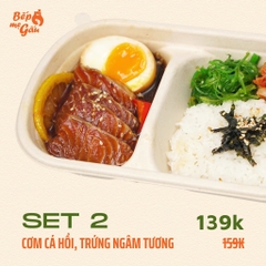 Set 2 : cơm cá hồi + trứng