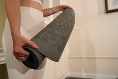 Combo Thảm Yoga AURA, Khăn đa năng và Gạch tập Yoga dành cho người mới
