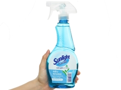 Nước lau kính Sunlight Siêu Nhanh chai 520ml