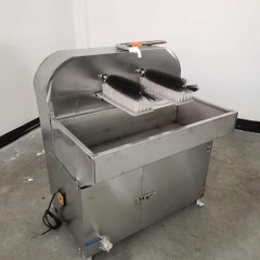MÁY RỬA CHAI LỌ BÁN TỰ ĐỘNG 2 ĐẦU VÒI/CHỔI SP-2, 4 ĐẦU VÒI/CHỔI SP-4