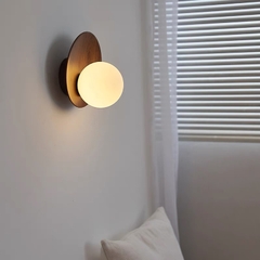 Đèn Tường Đế Gỗ