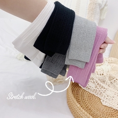 QUẦN TẤT KHÔNG BÀN CHO BÉ