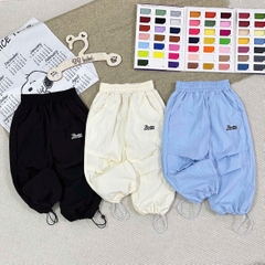 SET 3 QUẦN GIÓ ĐEN BE XANH THÊU CHỮ CHO BÉ