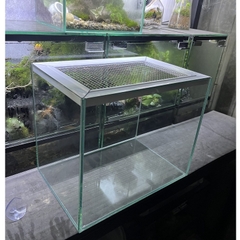 Chuồng kính 30x20cm có nắp lưới inox không rỉ nuôi ốc mượn hồn và bò sát nhỏ