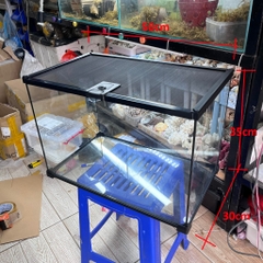 Chuồng kính 4ly kích thước nhiều kích thước khung nhựa