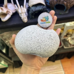 Hang trú hình viên đá chất liệu gốm màu trắng đốm