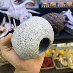 Hang trú hình viên đá chất liệu gốm màu trắng đốm