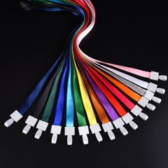 DÂY ĐEO BẢNG TÊN 1.5CM MÓC NHỰA KẸP (SỢI)