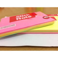 DÁN PHÂN MÀU 3X3 DẠ QUANG - 5 MÀU (TẬP)