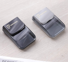 HỘP ĐỰNG GHIM DELI 988 (HỘP)