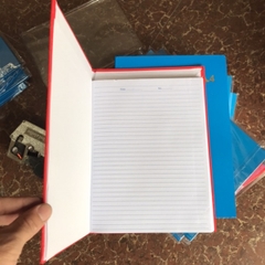 SỔ BÌA CỨNG A4 8 MANH CẮT ĐẦU (QUYỂN)