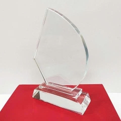 KỶ NIỆM CHƯƠNG PHA LÊ HÌNH BUỒM (CÁI)