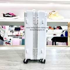 2206 - Vali Fila Trắng Sữa Size 24 Ký Gửi Embossed Logo [HÀNG CHÍNH HÃNG]