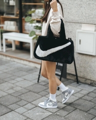 1760 - Túi Nike Lông Faux Fur Tote Diffused DQ5804-010 [HÀNG CHÍNH HÃNG]