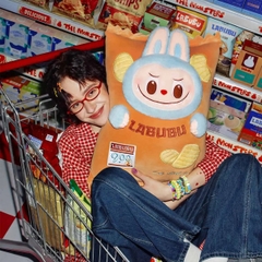 1553 - Gối Labubu Pillow Chips POPMART The Monster Wacky Mart Series 6931571095123 [HÀNG CHÍNH HÃNG]