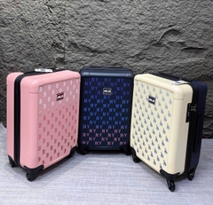2643 - Vali MLB Classic Mono NY Size 22 Cabin Xách Tay (Mang lên máy bay) 3AHH0014N-07CRS Trắng Kem [HÀNG CHÍNH HÃNG]