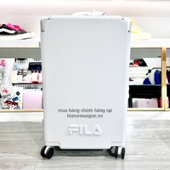 2206 - Vali Fila Trắng Sữa Size 24 Ký Gửi Embossed Logo [HÀNG CHÍNH HÃNG]